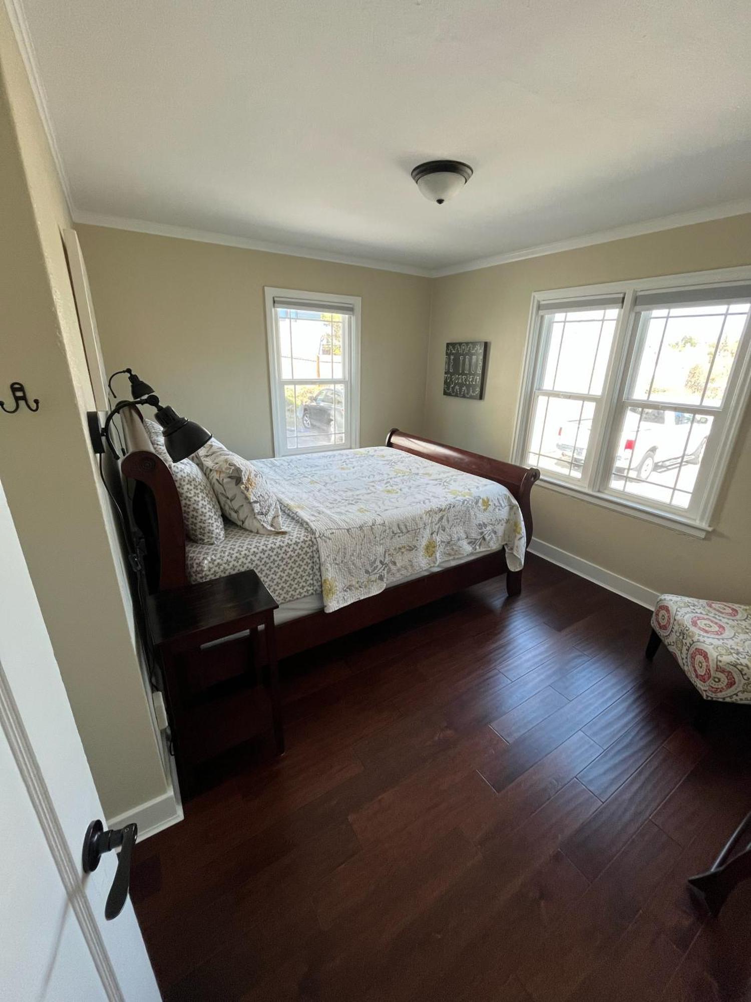 State Street Cottage, 2